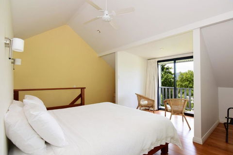 Cloudsong Chalet 1 Close To The Village Centre! - Accommodation Noosa 6