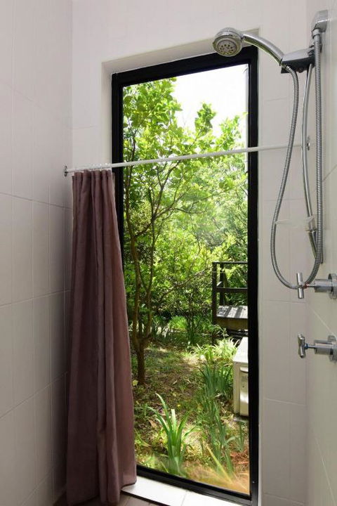 Cloudsong Chalet 2 Close To The Village Centre! - Accommodation Noosa 6