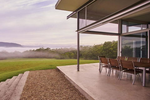 Bundaleer Architect Designed Stunning Views! - Accommodation Noosa 5