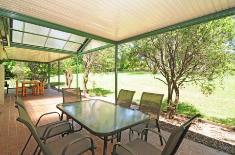 Valley Haven 3 Bedrooms Close To The Village! - Accommodation Noosa 2