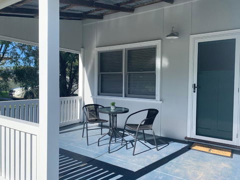 Yaringa Cottage...by The Sea - Accommodation Noosa 6
