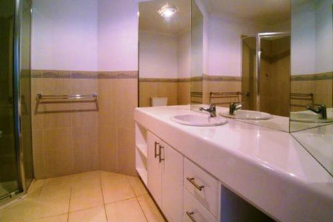 Boardwalk Apartment 6 - Accommodation Noosa 3
