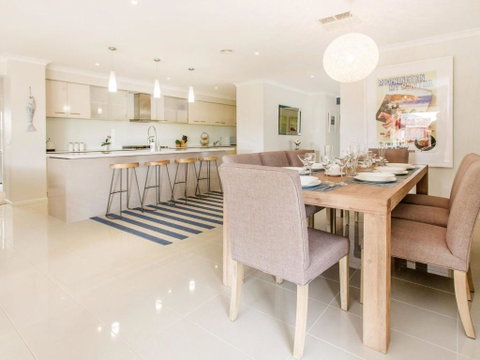 MALIBU SAFETY BEACH - Accommodation Noosa 5
