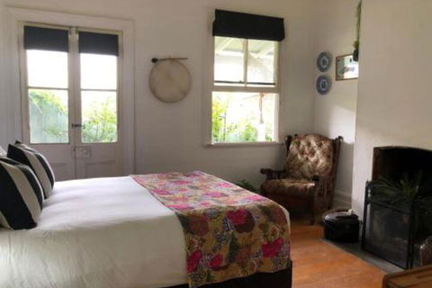 The Residence Stylish Comfort With Fireplace - Accommodation Noosa 0