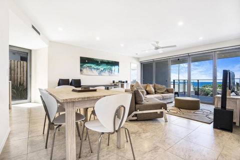 Beachfront Cabarita Apartment - Accommodation Noosa 2