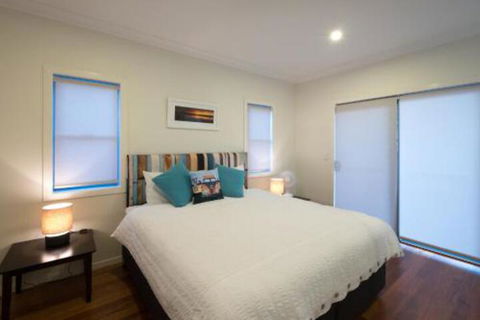 Papaya House - Accommodation Noosa 2