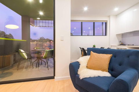 Canopy At 44 Minutes From The CBD Train & Cafes Wifi Nespresso Amenities - Accommodation Noosa 5