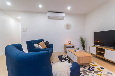 Canopy At 44 Minutes From The CBD Train & Cafes Wifi Nespresso Amenities - Accommodation Noosa 4