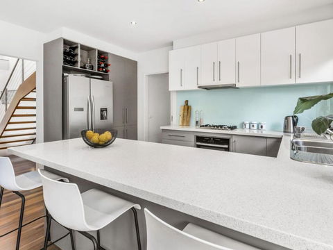 BANGALOW MORNINGTON - Accommodation Noosa 1