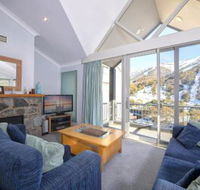 Snowman 8 - Accommodation Noosa
