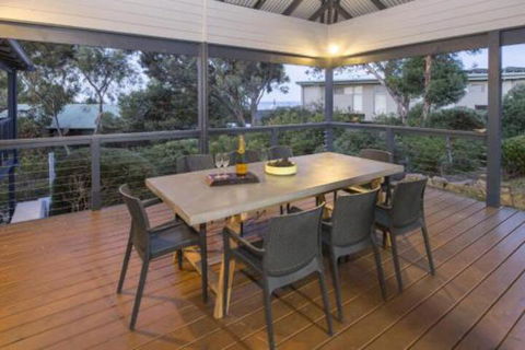 EeBee House - Accommodation Noosa 0
