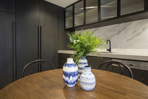Urban Rest - Collins St CBD - Accommodation Noosa 1