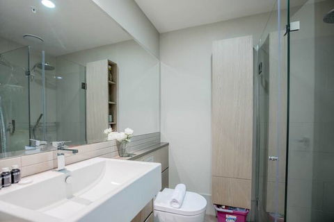 Cozy 1 Bedroom In Melbourne Great View - Accommodation Noosa 7