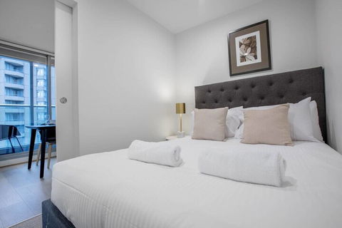 City Living At Best Location In Melbourne - Accommodation Noosa 3