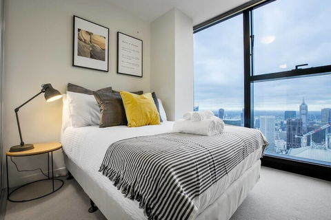 Stunning 2 Bed On Collins With Pool In Southern Cross - Accommodation Noosa 4