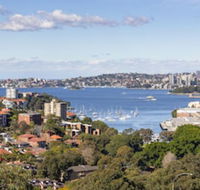 2 Bdrm North Sydney with harbour views - Accommodation Noosa