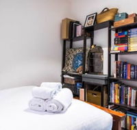 Eclectic 1 Bedroom South Yarra Hideaway - Accommodation Noosa