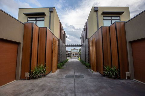 Impressive & Spacious New Townhouse@preston - Accommodation Noosa 2