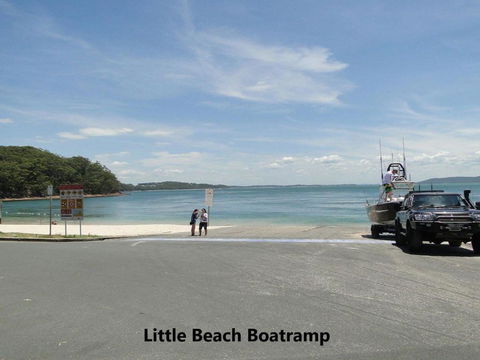 3 ENDEAVOUR 13 ONDINE CL LARGE THREE BEDROOM UNIT WITH FILTERED WATER VIEWS - Accommodation Noosa 1