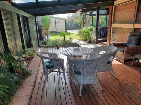 The Palms - Accommodation Noosa 2