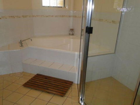 27b Christmas Bush Avenue Duplex In Nelson Bay Walking Distance To Dutchies Beach - Accommodation Noosa 1