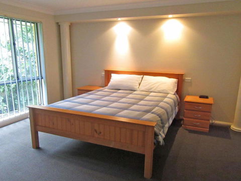 27b Christmas Bush Avenue Duplex In Nelson Bay Walking Distance To Dutchies Beach - Accommodation Noosa 2