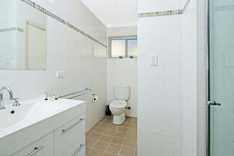 Ocean 1 / 42 Mollymook - Accommodation Noosa 2