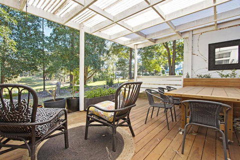 Golfers Getaway Mollymook Augusta Place 14 / 13 15 - Accommodation Noosa 7