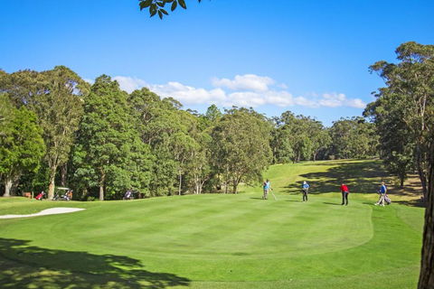 Golfers Getaway Mollymook Augusta Place 14 / 13 15 - Accommodation Noosa 5