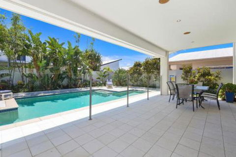 Summer Beach House On Tallows Avenue Kingscliff - Accommodation Noosa 2