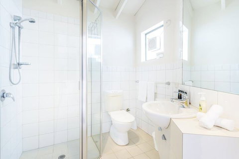 Como Mezzanine Retreat - Accommodation Noosa 7