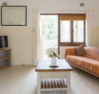 B6 Cafes  Restaurants close to UWA - Accommodation Noosa