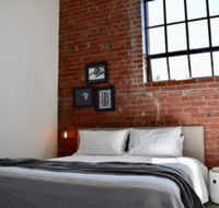 Stylish Warehouse Conversion in Heart of Fitzroy - Accommodation Noosa