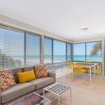 Captains Quarters - Accommodation Noosa 0