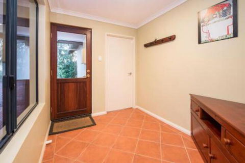 Shady Shack - Accommodation Noosa 7