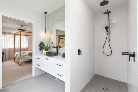 Boutique Villa On Boomerang - Accommodation Noosa 5