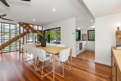 Boutique Villa On Boomerang - Accommodation Noosa 1
