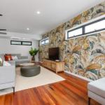 Boutique Villa On Boomerang - Accommodation Noosa 0