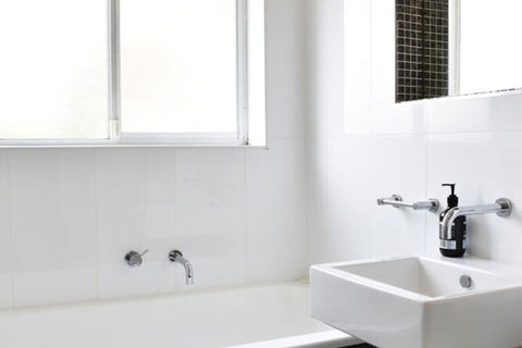 Light And Airy 2 Bedroom North Bondi Apartment - Accommodation Noosa 5
