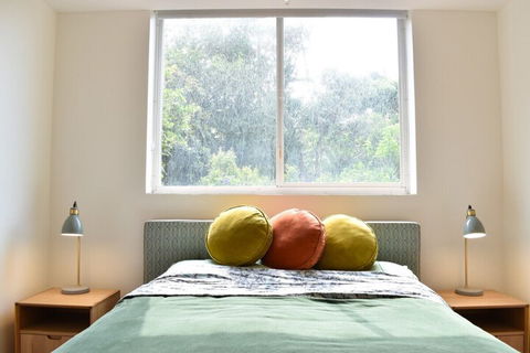 Light And Airy 2 Bedroom North Bondi Apartment - Accommodation Noosa 2