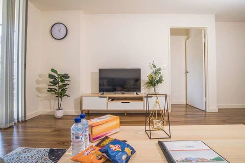Perfect Accessible 1bed1bath Wolli Creek APT - Accommodation Noosa 5