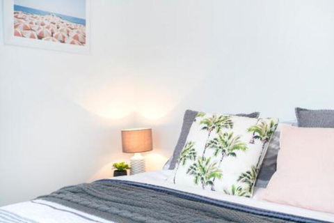 Coastal Hideaway - Accommodation Noosa 4