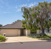 Macs Manor - Accommodation Noosa