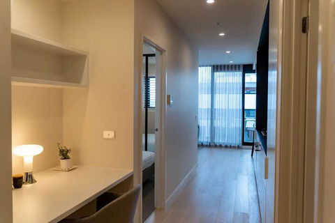 Modern 1 Bedroom Apartment South Yarra - Accommodation Noosa 7