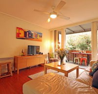 Colour Pop - Rejuvenate Stays - Accommodation Noosa
