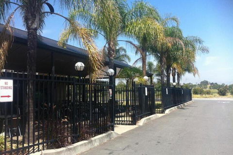 Prospect Hotel Motel - Accommodation Noosa 4