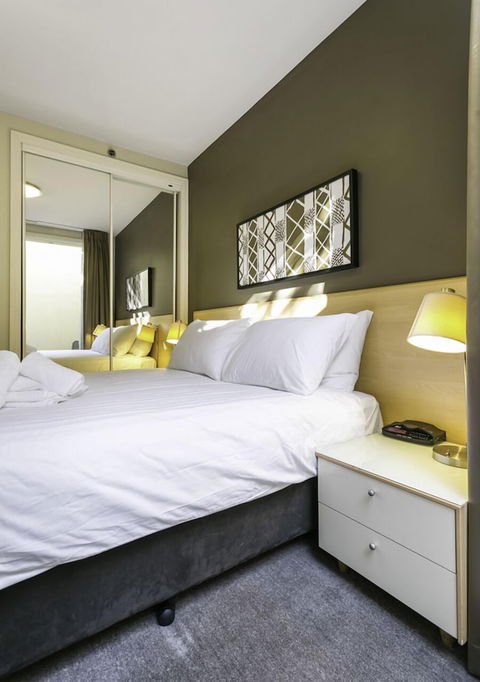 DARLING A Tidy Space In A Great Location - Accommodation Noosa 2