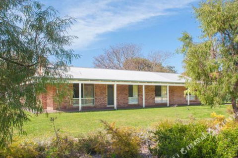 Dunsborough Holiday Homes Lens Lair Quindalup - Accommodation Noosa 0