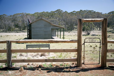Brackens Hut - Accommodation Noosa 1