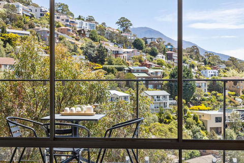 The Lookout - Accommodation Noosa 1
